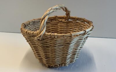 Class #38 – Sea Glass Basket