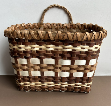 Class #7 – Elm Bark and Black Ash Wall Basket
